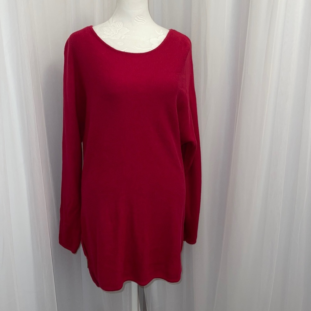 MICHAEL KORS Raspberry Oversize Sweater high low with side zippers Size Large
